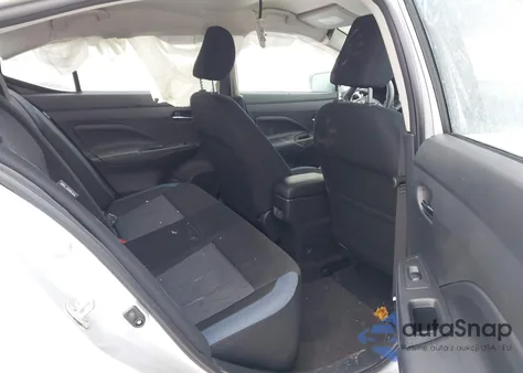 2025 Nissan Versa 1.6 Sv z USA, uszkodzony, nr VIN 3N1CN8EV3SL868553